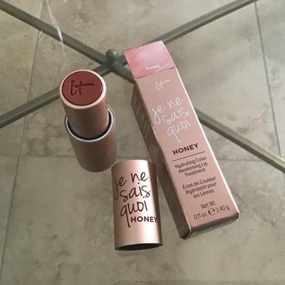 It Cosmetics Lip Treatment (HONEY) - Picture 2 of 5